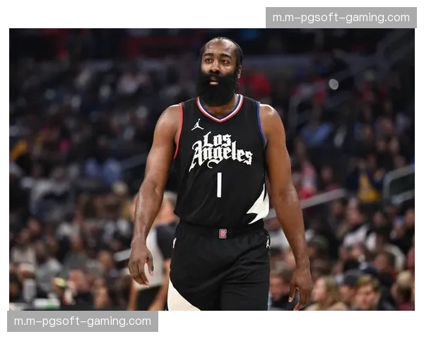 哈登复出准三双创罚球纪录 骑士险胜篮网终结连败